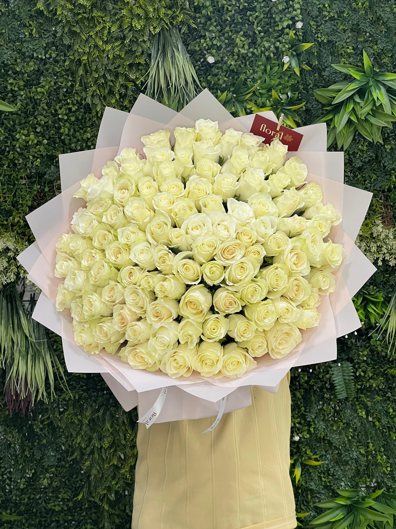 101 White Roses Bouquet