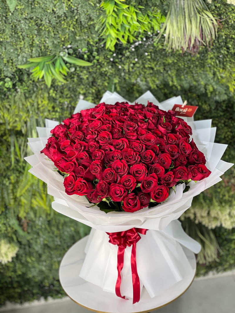 Endless Love – 101 Red Roses Bouquet