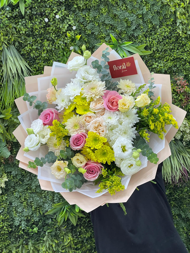 Buttercup Bliss Fresh Bouquet