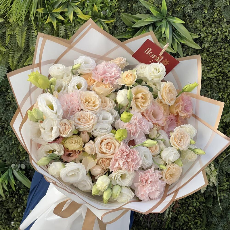 Melody in Peach Bouquet