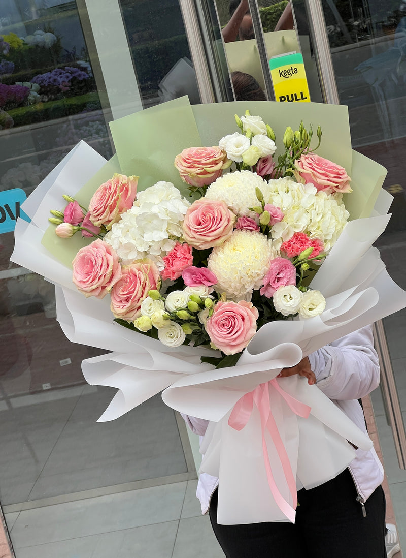 The Luxe Pastel Bouquet