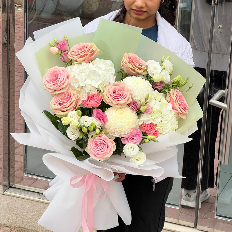 The Luxe Pastel Bouquet