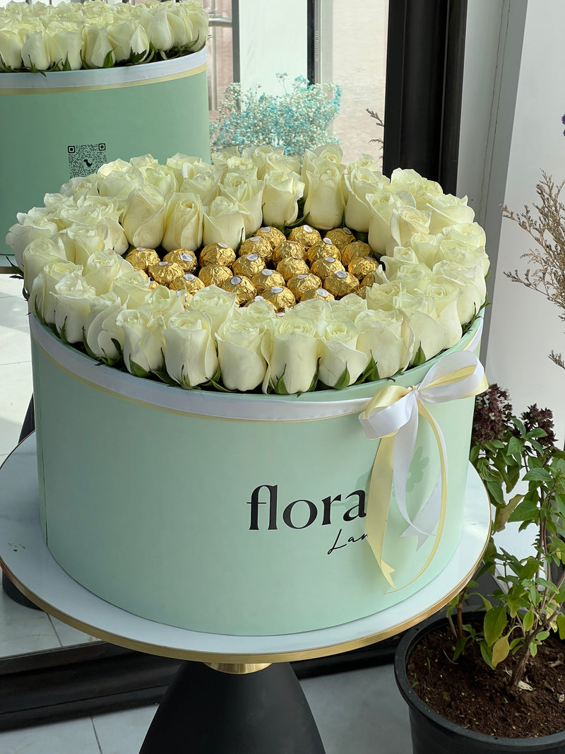 Golden White Elegance Box