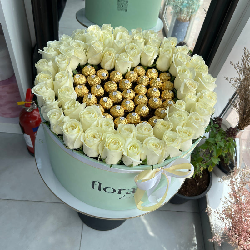 Golden White Elegance Box