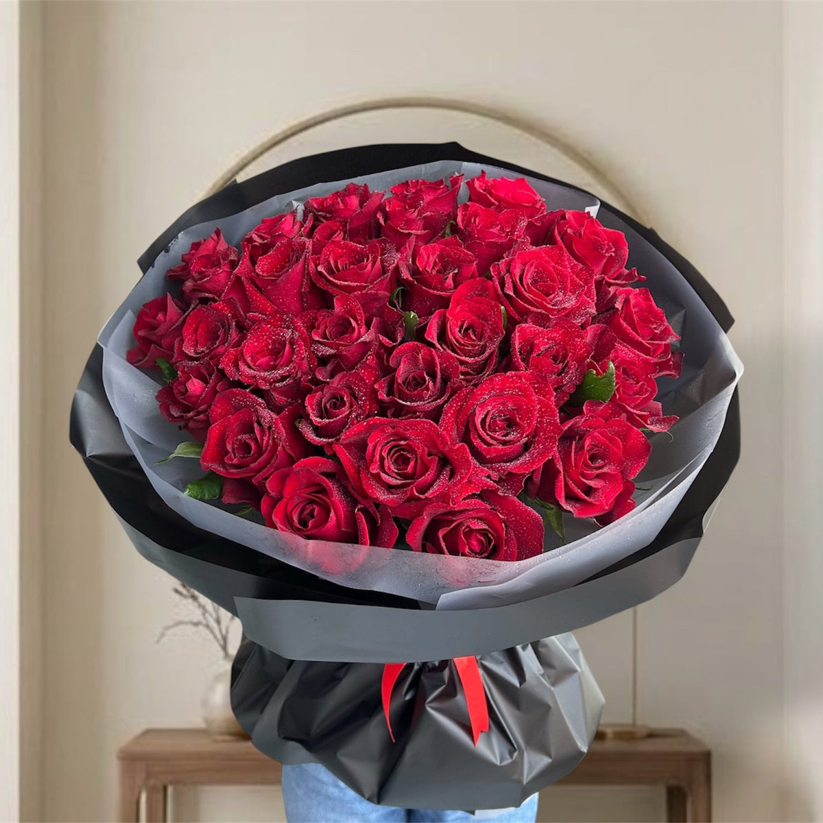 Red Elegance - 31 Red Roses
