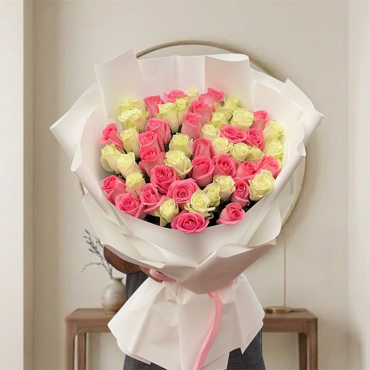 35 White and Pink Roese