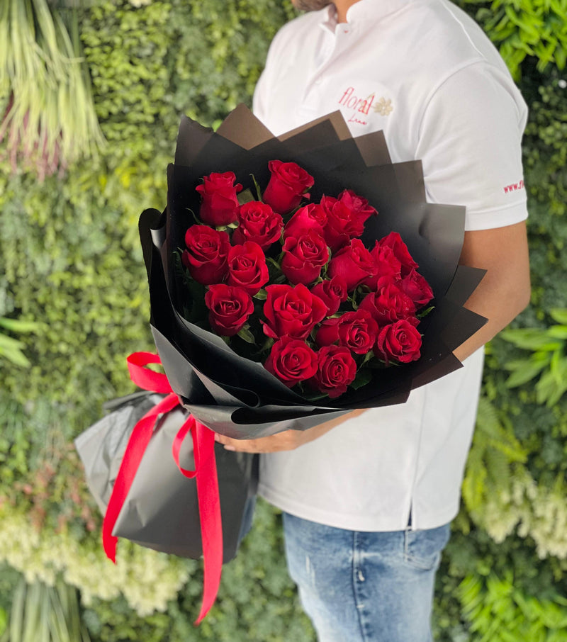 19 Red Roses Bouquet