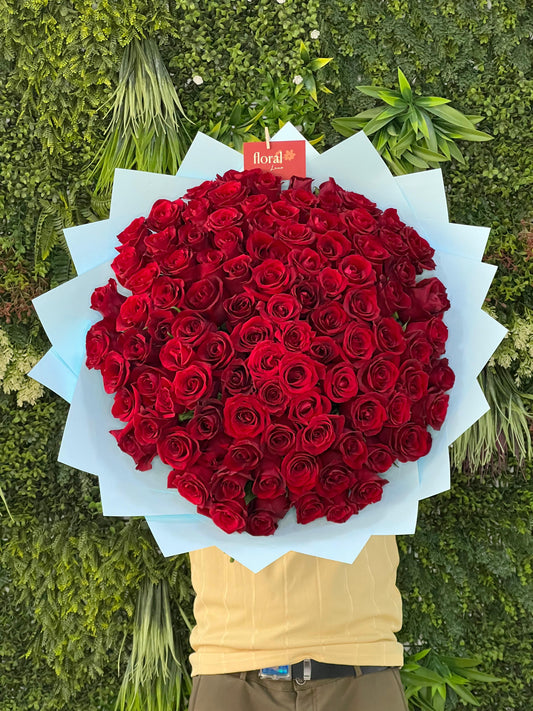 Royal Gesture – 101 Red Roses for Him