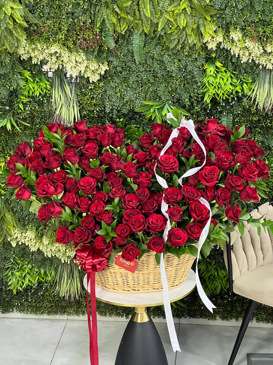 The Flowers La Rose Noire Drop Tail