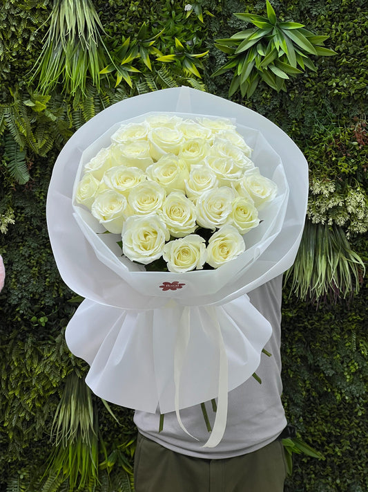 Pearl Whisper Bouquet