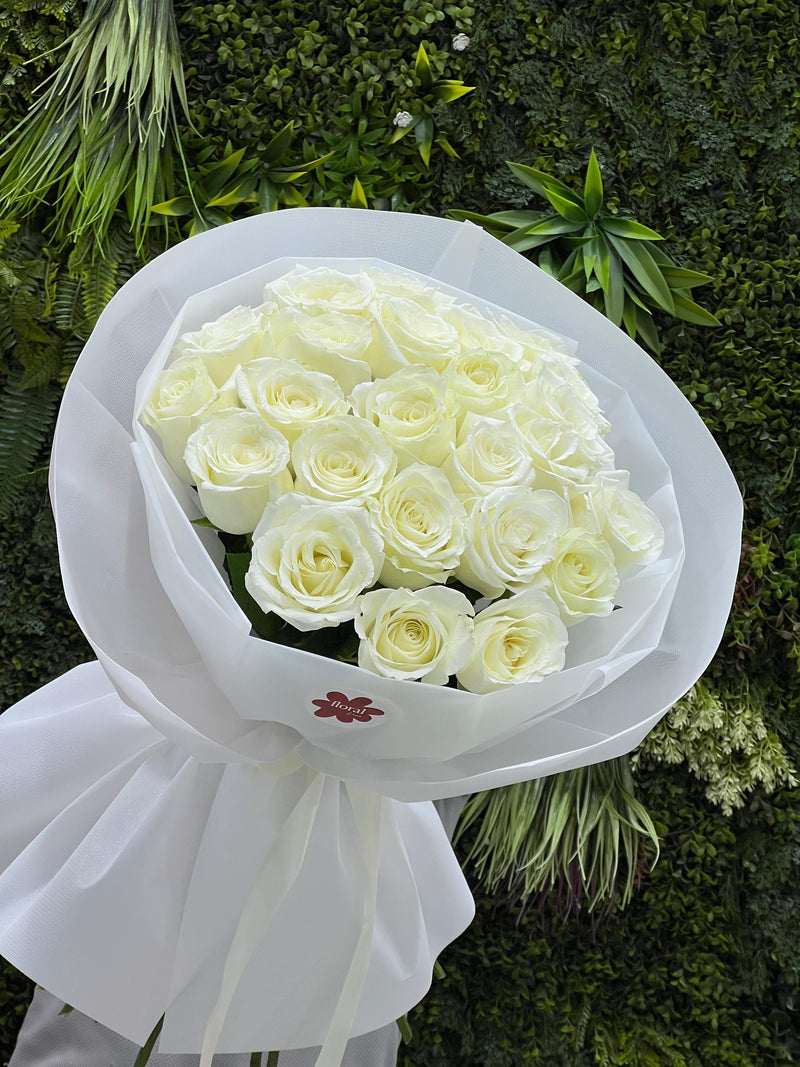 Pearl Whisper Bouquet