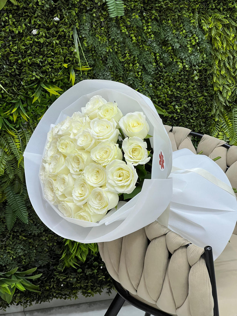 Pearl Whisper Bouquet