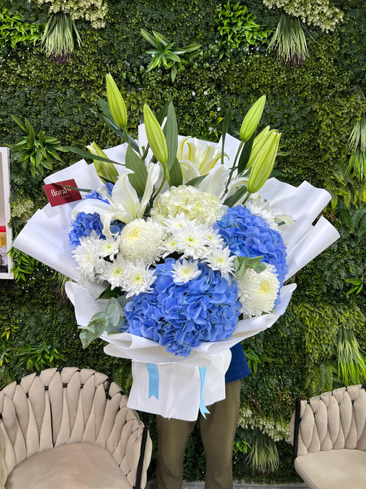 Elegant Blue & White Bouquet