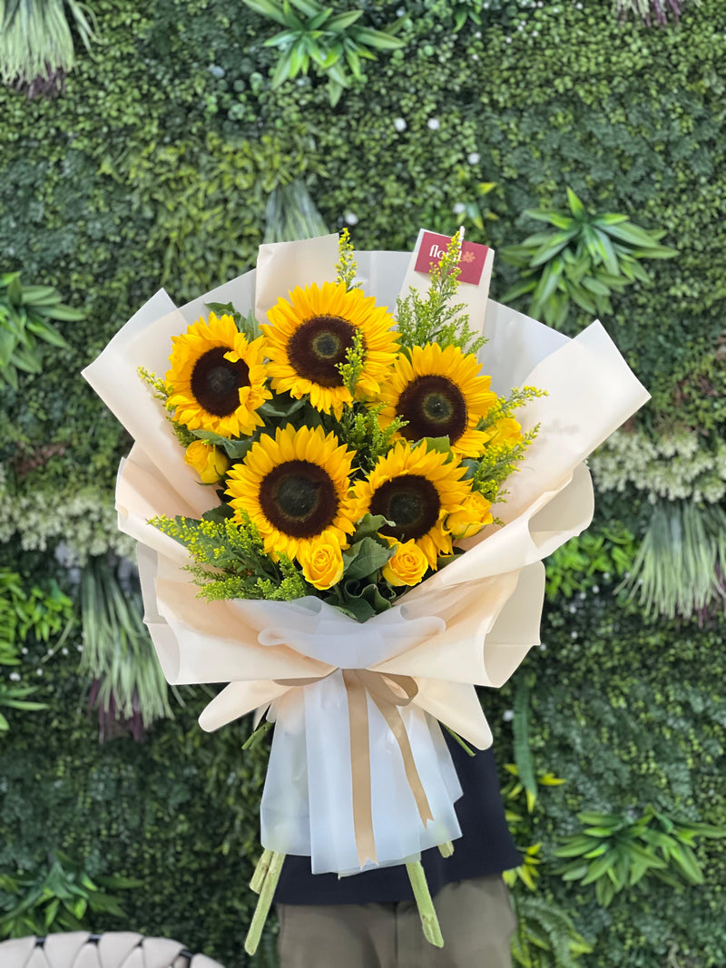 Sunflower Bright Bouquet