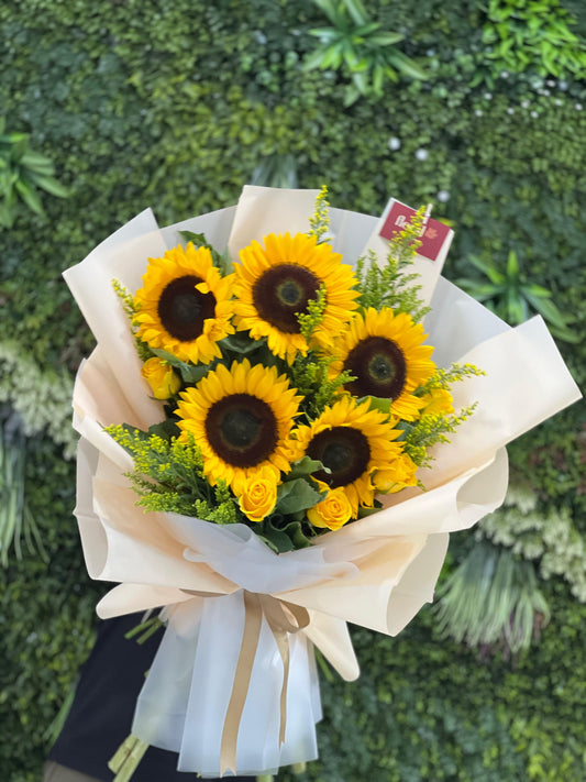Sunflower Bright Bouquet
