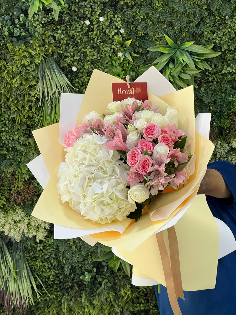 Rose Cream Bouquet