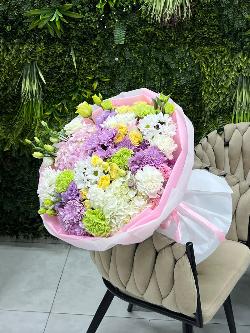 Dreamy Delight Fresh Bouquet