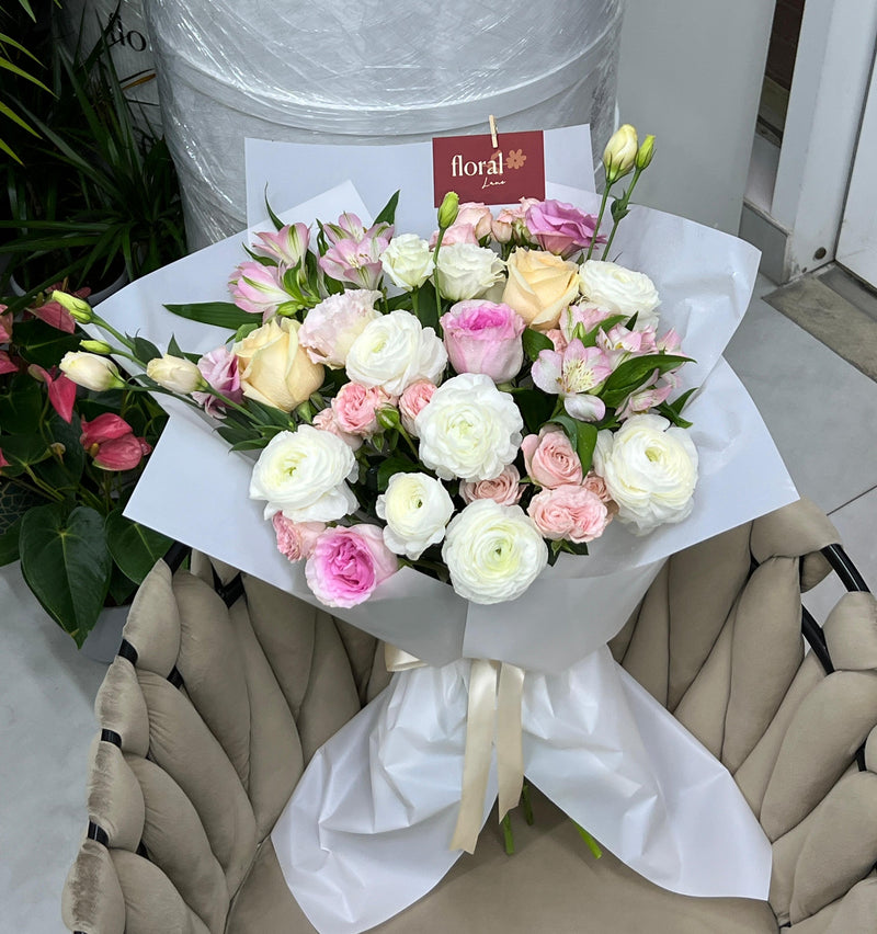 Love in Bloom Fresh Bouquet