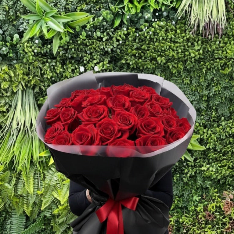 Red Elegance - 31 Red Roses